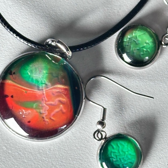 Vibrant Multicolor Pendant and Earring Set Handmade Jewelry Acrylic Paint 4175 - Picture 4 of 12